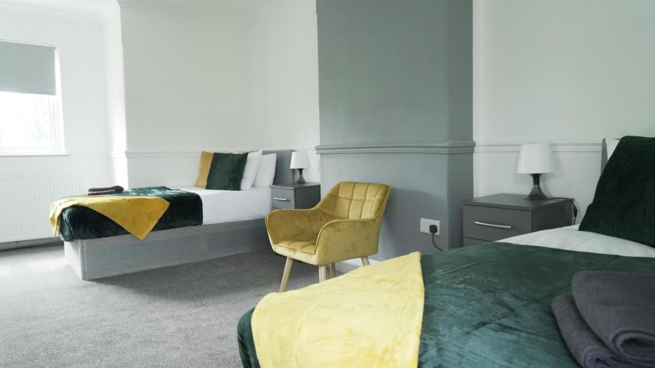 Вилла Jewel Of Barking London Экстерьер фото