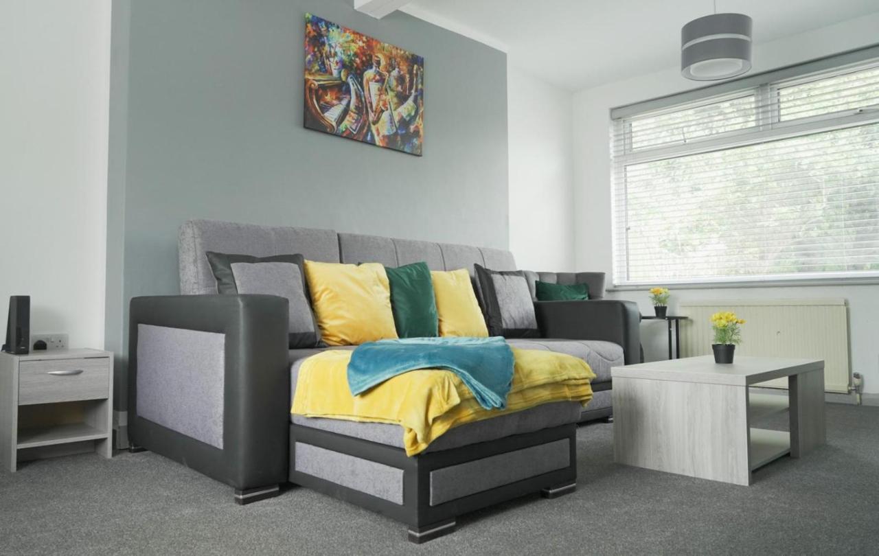 Вилла Jewel Of Barking London Экстерьер фото